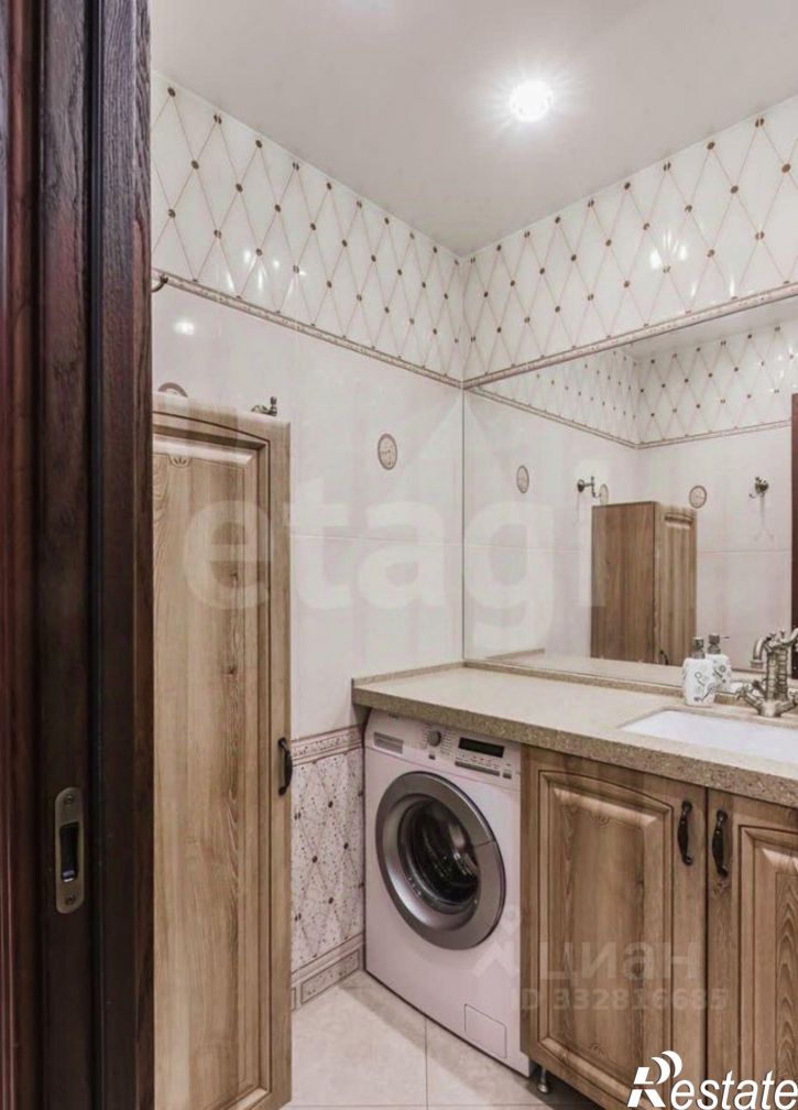 3-комн квартира ул Лаврова, 13,  д. 13