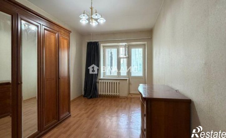 3-комн квартира ул Лаврова, 14,  д. 14