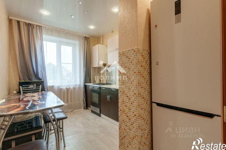 3-комн квартира ул Возрождения, 2,  д. 2