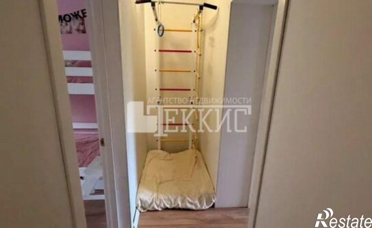3-комн квартира ул Казакова, 2,  д. 2