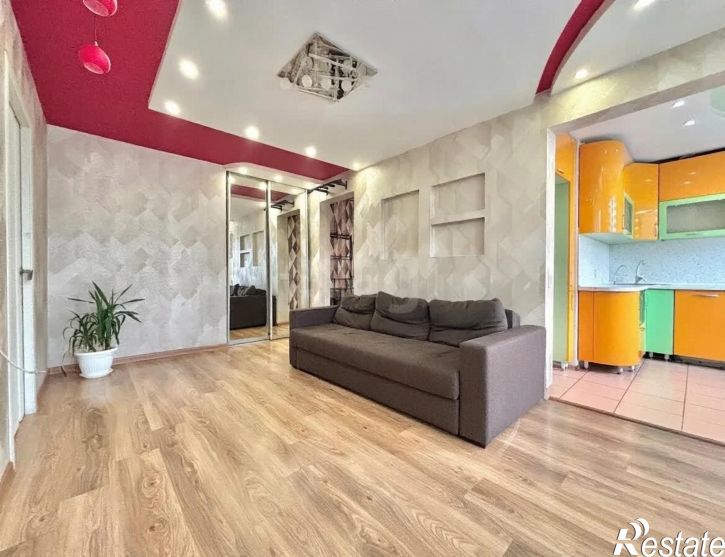 3-комн квартира улица Можайского, 68а