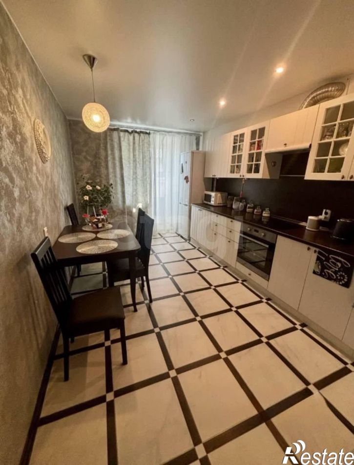 2-комн квартира улица Лаврова, 9