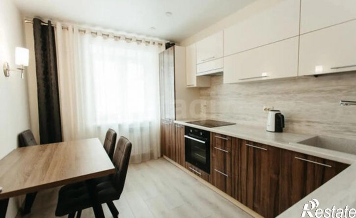 2-комн квартира улица Возрождения, 86