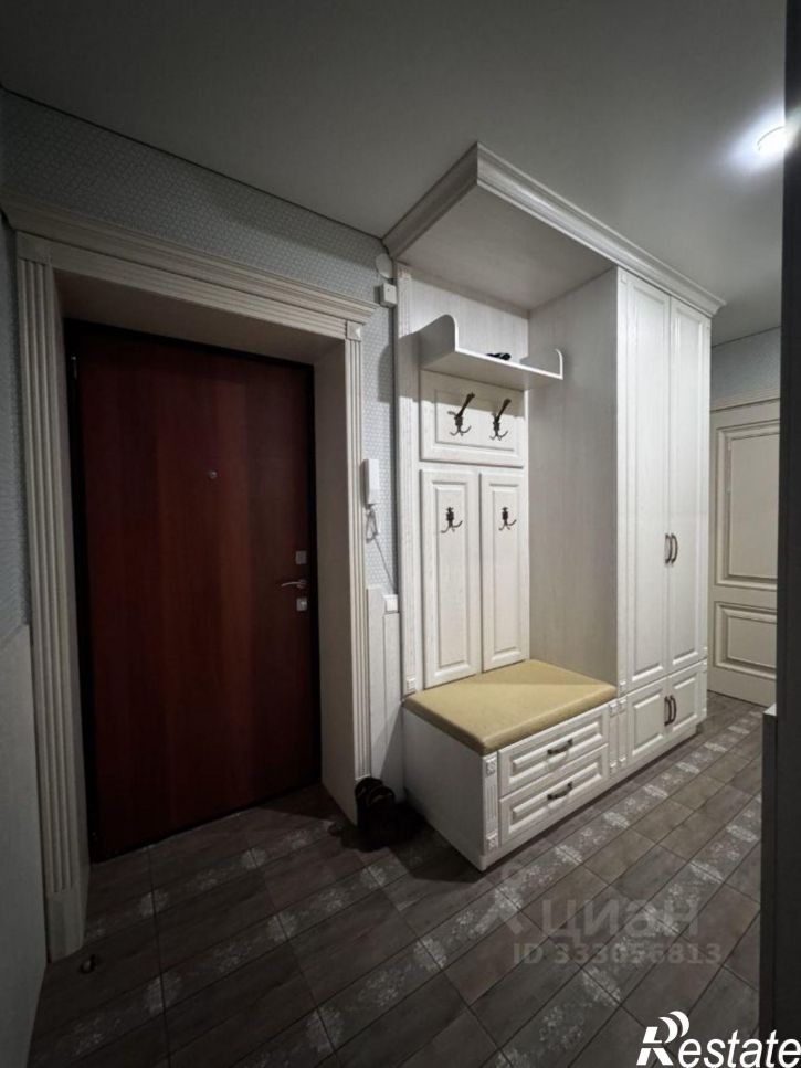 3-комн квартира ул Лаврова, 9а,  д. 9а