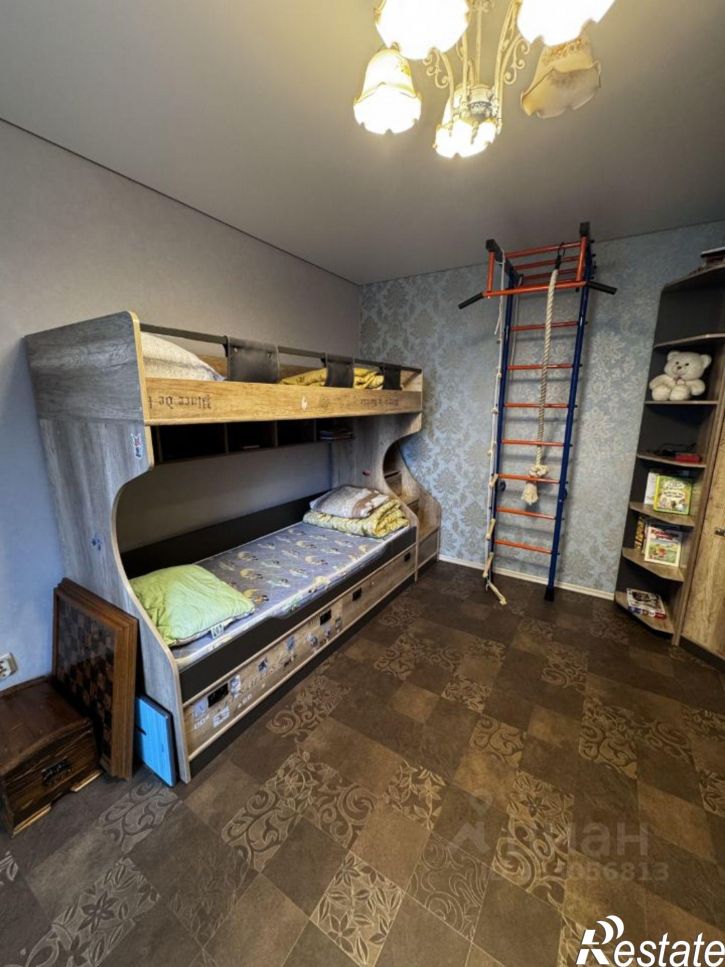 3-комн квартира ул Лаврова, 9а,  д. 9а