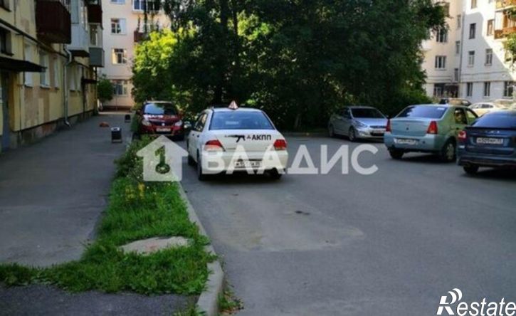 3-комн квартира ул Машиностроительная, 3,  д. 3
