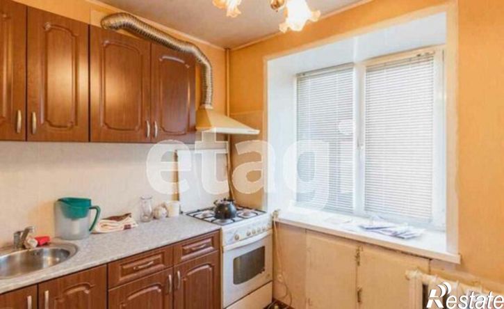 3-комн квартира 1-й микрорайон ГПЗ-23, 10к1