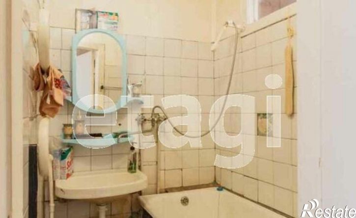 3-комн квартира 1-й микрорайон ГПЗ-23, 10к1