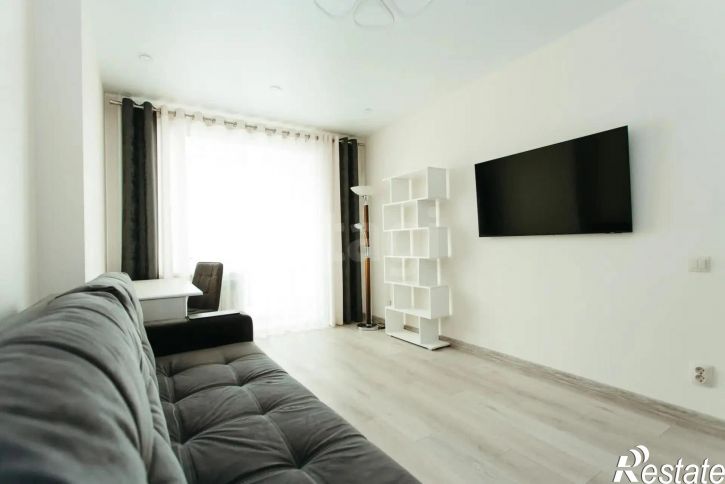 2-комн квартира улица Возрождения, 86