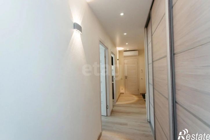 2-комн квартира улица Возрождения, 86
