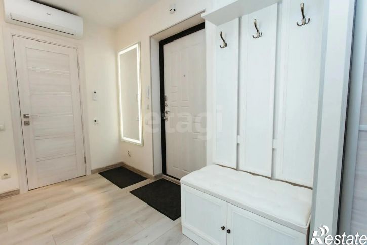 2-комн квартира улица Возрождения, 86