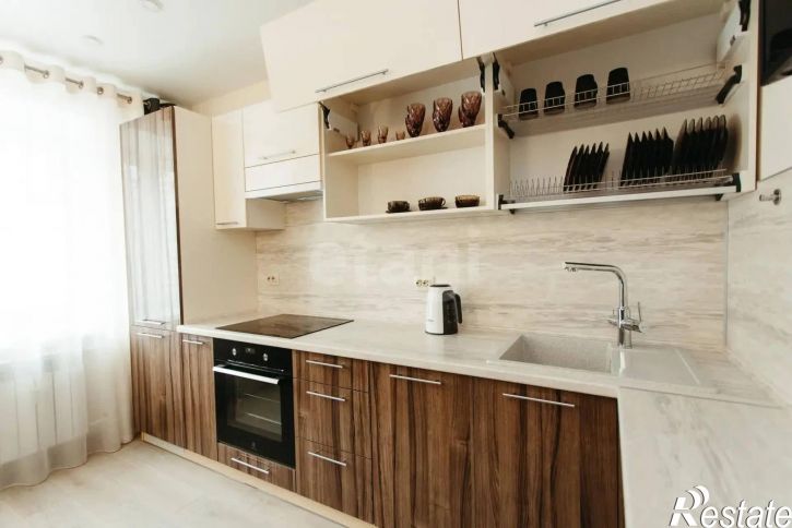 2-комн квартира улица Возрождения, 86