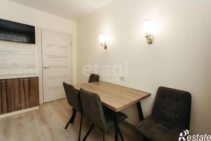 2-комн квартира улица Возрождения, 86