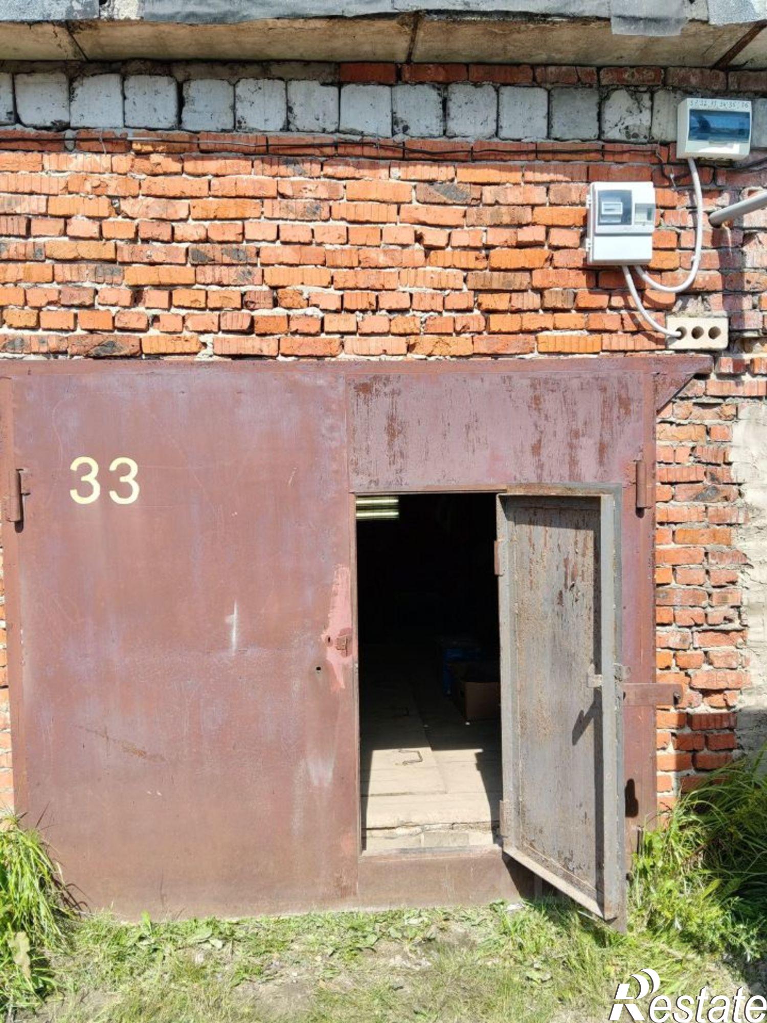 Купить гараж, место в паркинге за 850 000 рублей на ул Ильюшина, 32