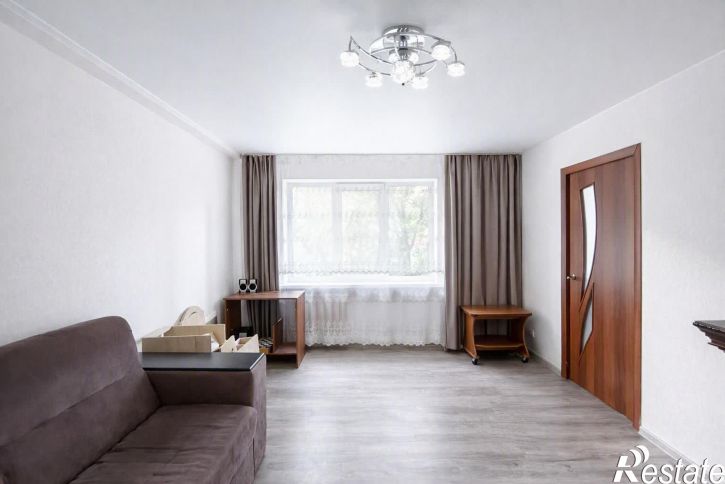 3-комн квартира улица Мохова, 30