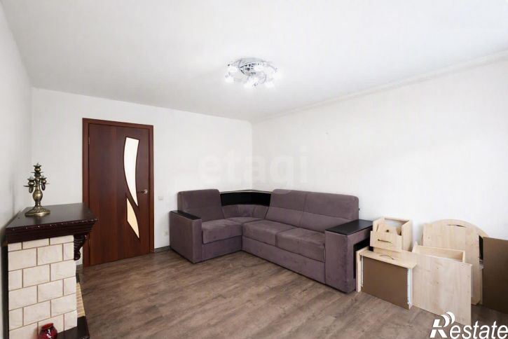3-комн квартира улица Мохова, 30