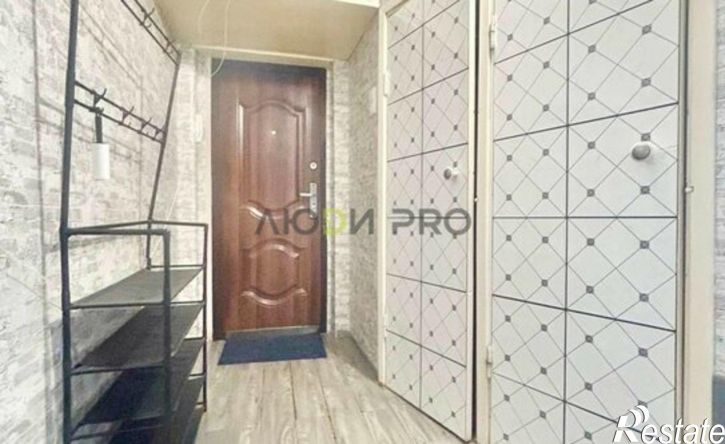 2-комн квартира 1-й микрорайон ГПЗ-23, 14