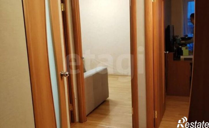 2-комн квартира 1-й микрорайон ГПЗ-23, 21