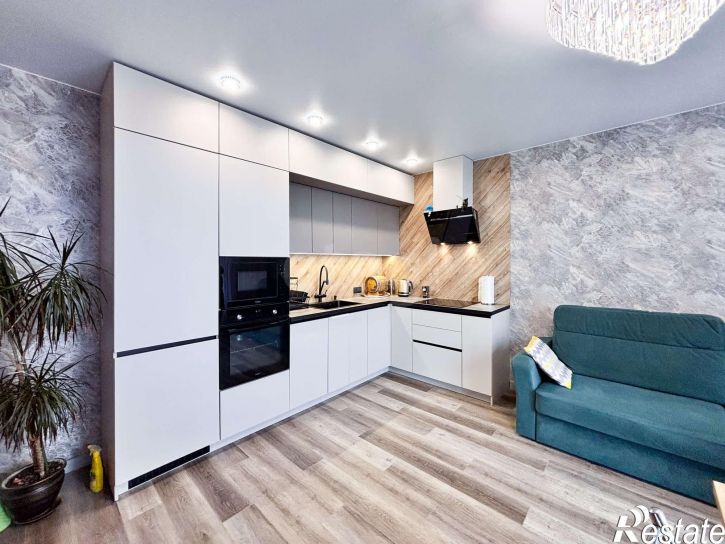 2-комн квартира улица Возрождения, 35