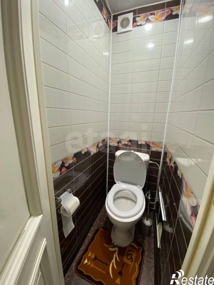 2-комн квартира Ленинградская улица, 93