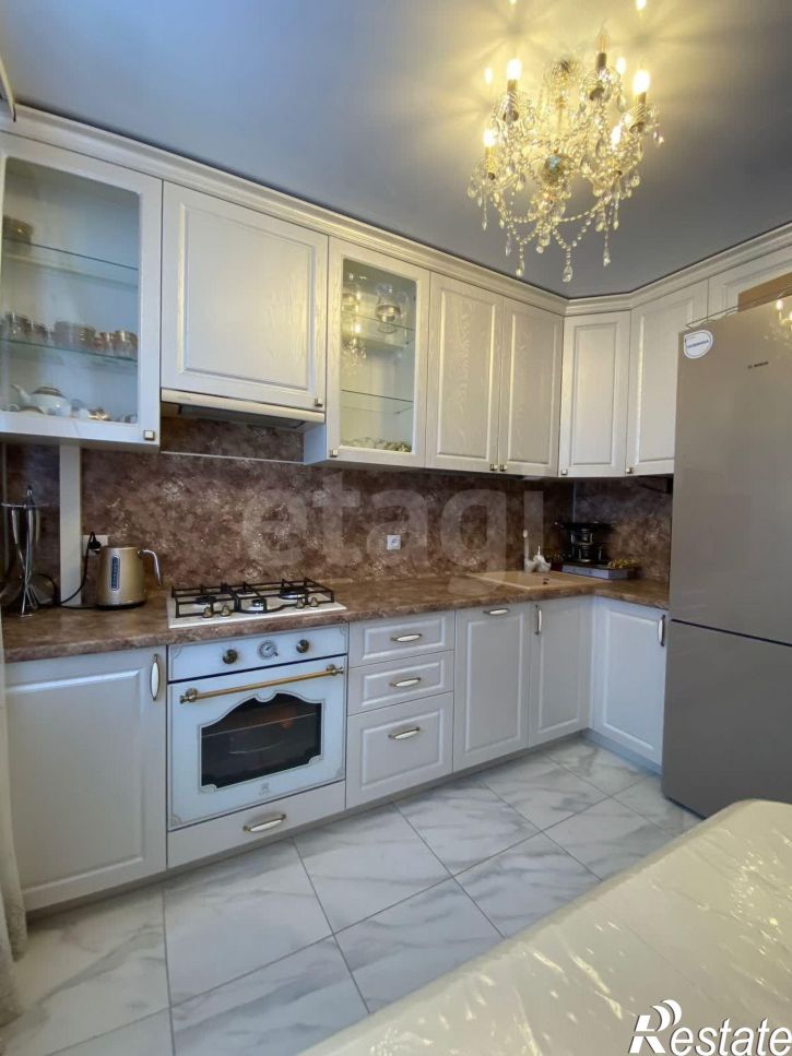 2-комн квартира Ленинградская улица, 93