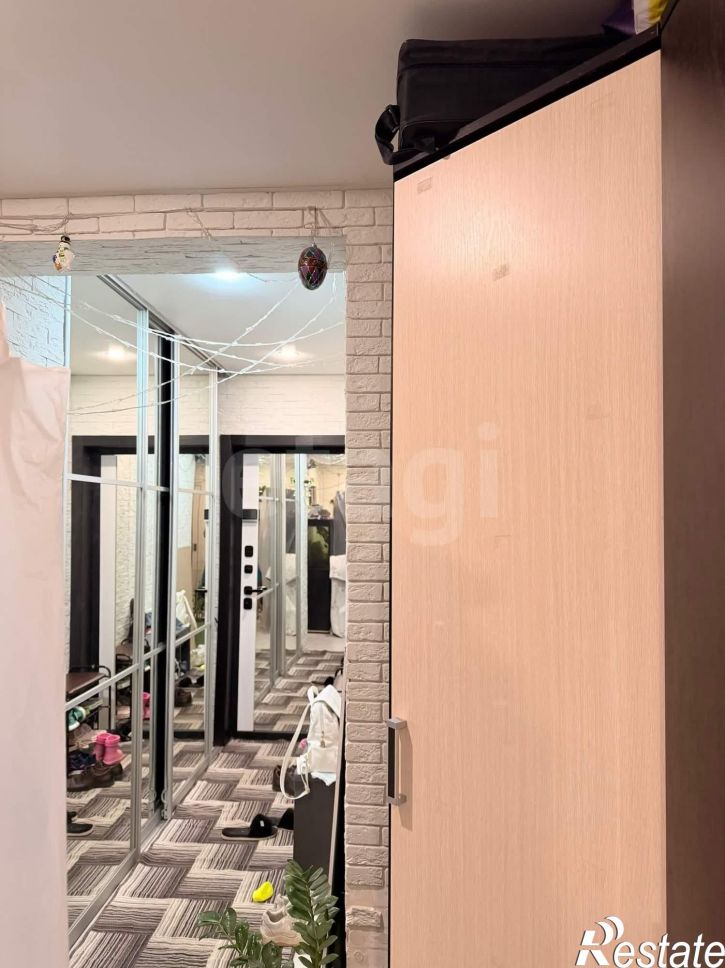 3-комн квартира улица Гагарина, 80б