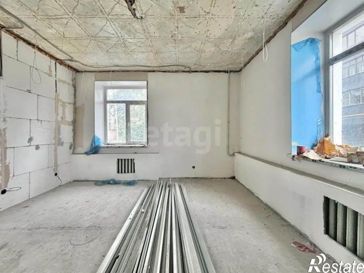 4-комн квартира площадь Бабушкина, 6