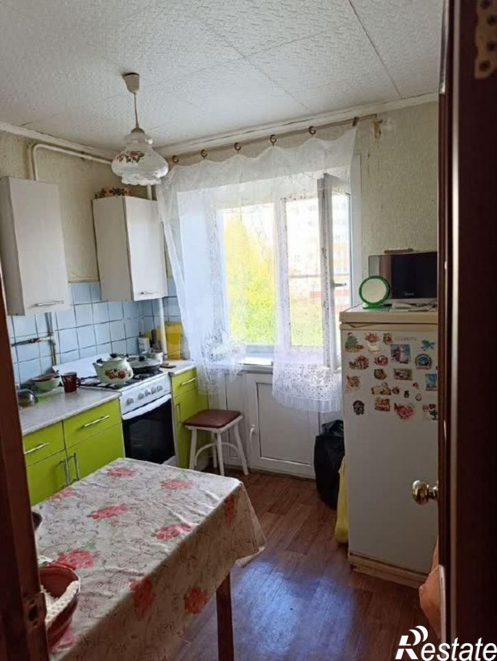 2-комн квартира набережная 6-й Армии, 215а