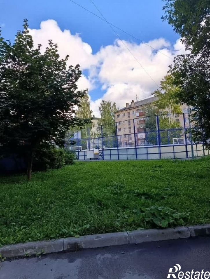 2-комн квартира набережная 6-й Армии, 215а