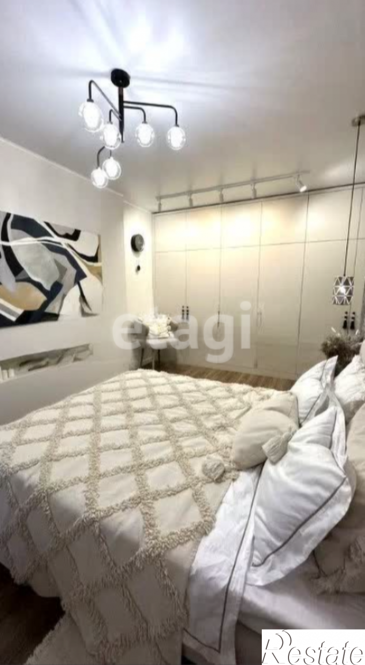 2-комн квартира Ленинградская улица, 77