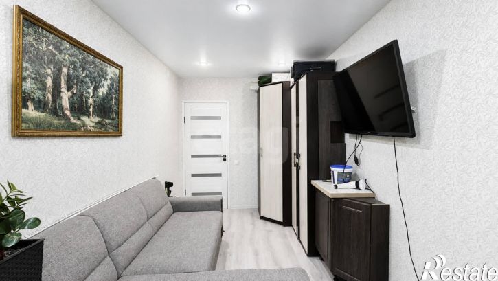 3-комн квартира улица Гагарина, 80б