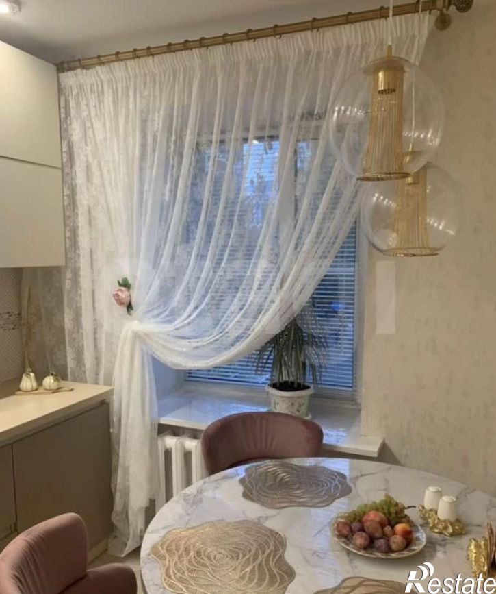 3-комн квартира Новгородская улица, 7