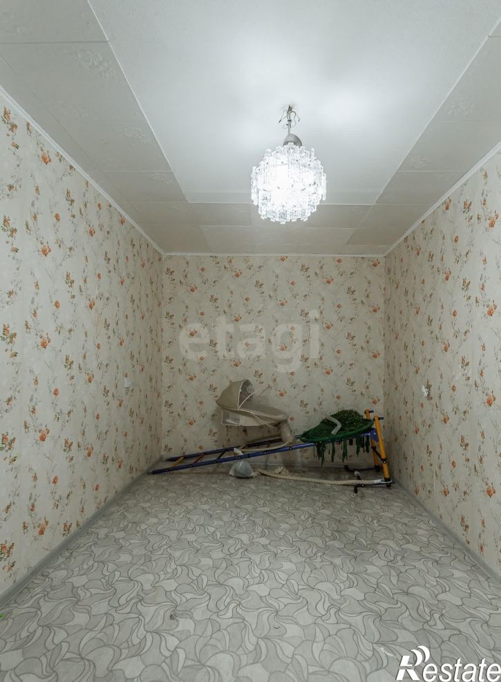 3-комн квартира улица Космонавта Беляева, 4