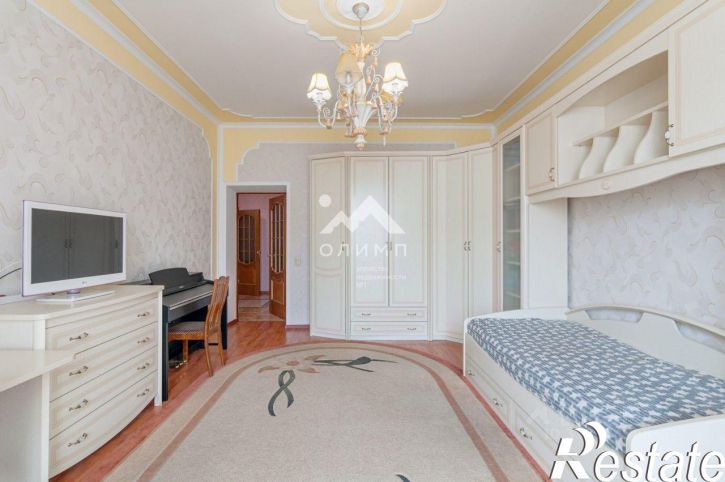 3-комн квартира улица Леденцова, 6А,  д. 6А