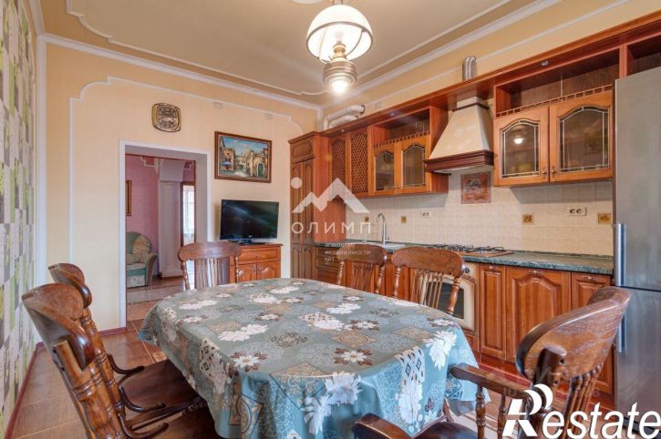 3-комн квартира улица Леденцова, 6А,  д. 6А