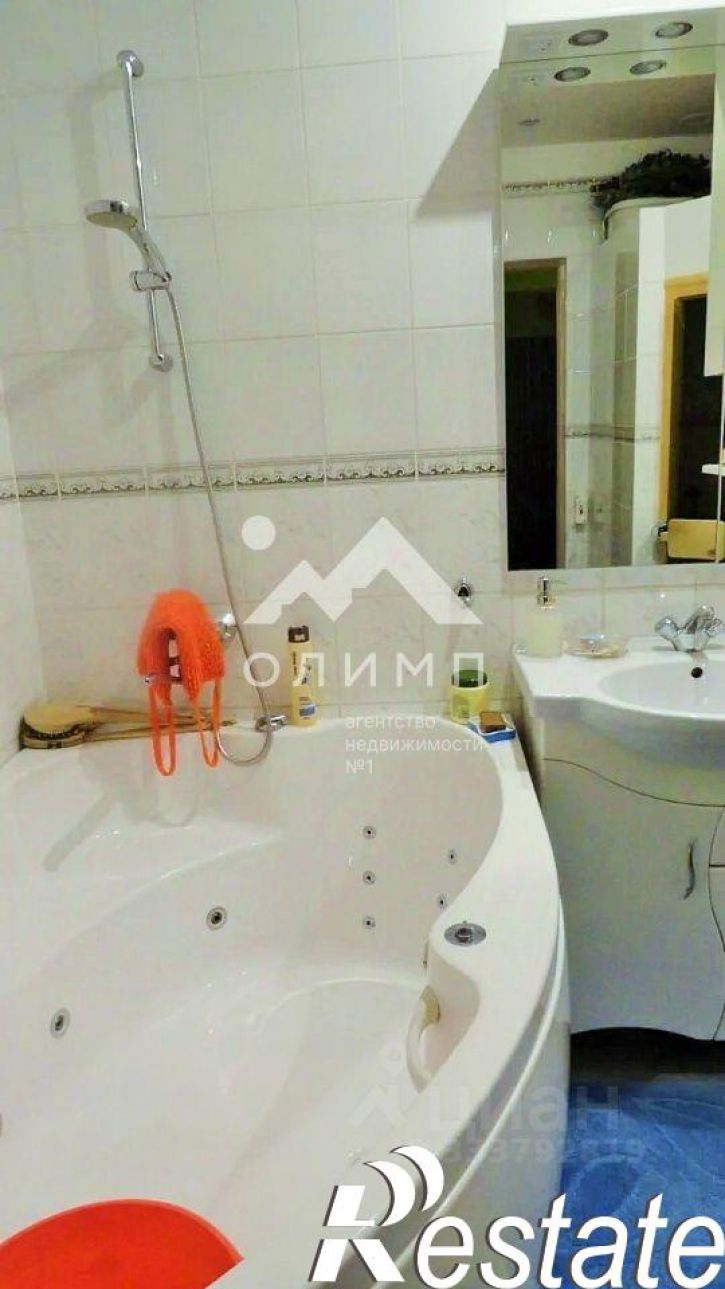2-комн квартира Ленинградская улица, 40А,  д. 40А