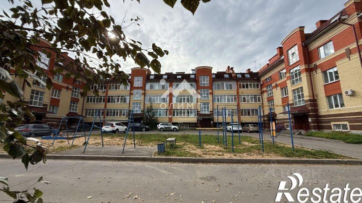 3-комн квартира улица Панкратова, 40,  д. 40