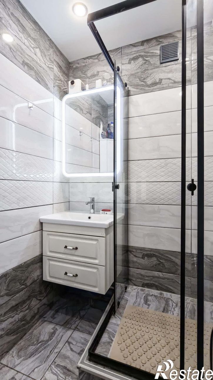 3-комн квартира улица Гагарина, 80б