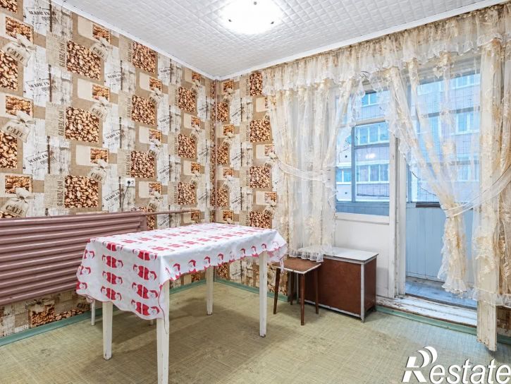 3-комн квартира улица Южакова, 26