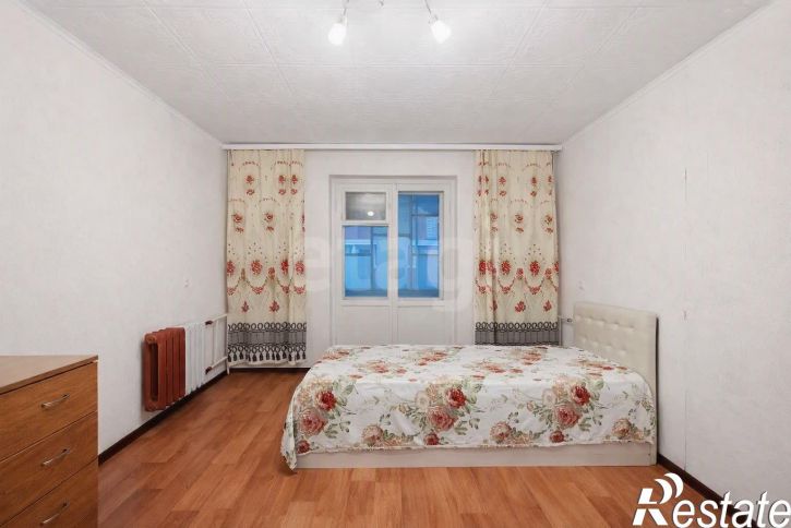 3-комн квартира улица Южакова, 26