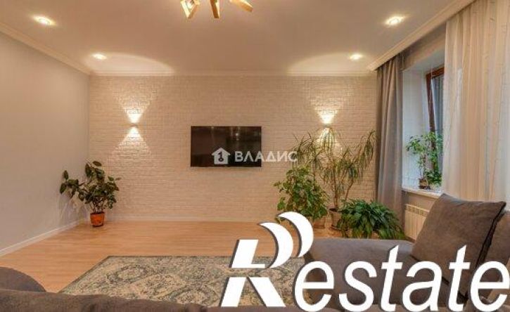 3-комн квартира улица Леденцова, 9А,  д. 9А