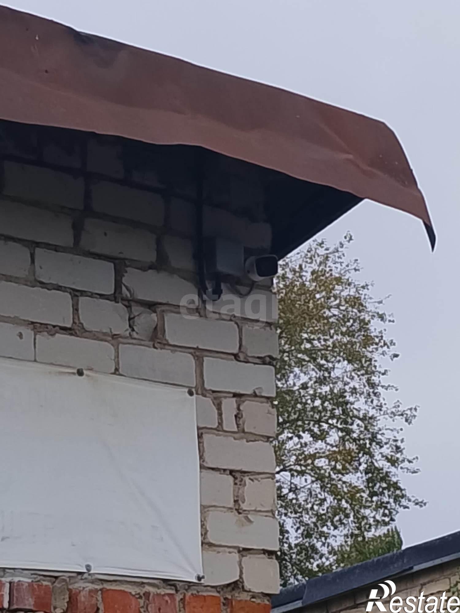 Купить гараж, место в паркинге за 1 600 000 рублей на улица Чехова, 2а