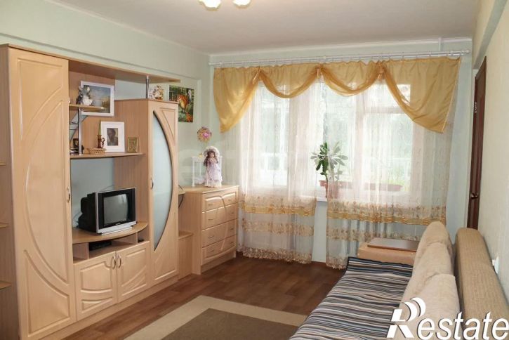 4-комн квартира улица Дзержинского, 41