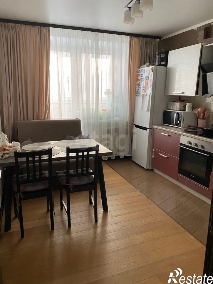 2-комн квартира улица Возрождения, 82а