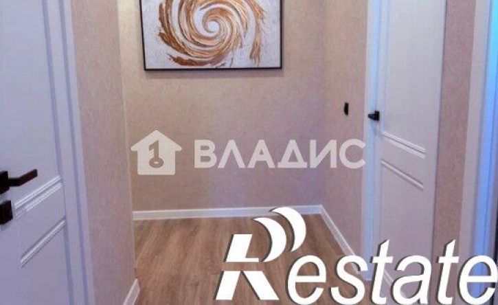 2-комн квартира улица Гагарина, 72,  д. 72