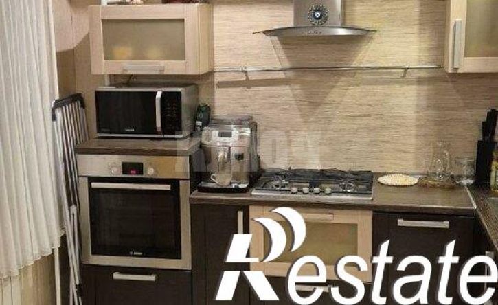 3-комн квартира Ярославская улица, 31Б,  д. 31Б