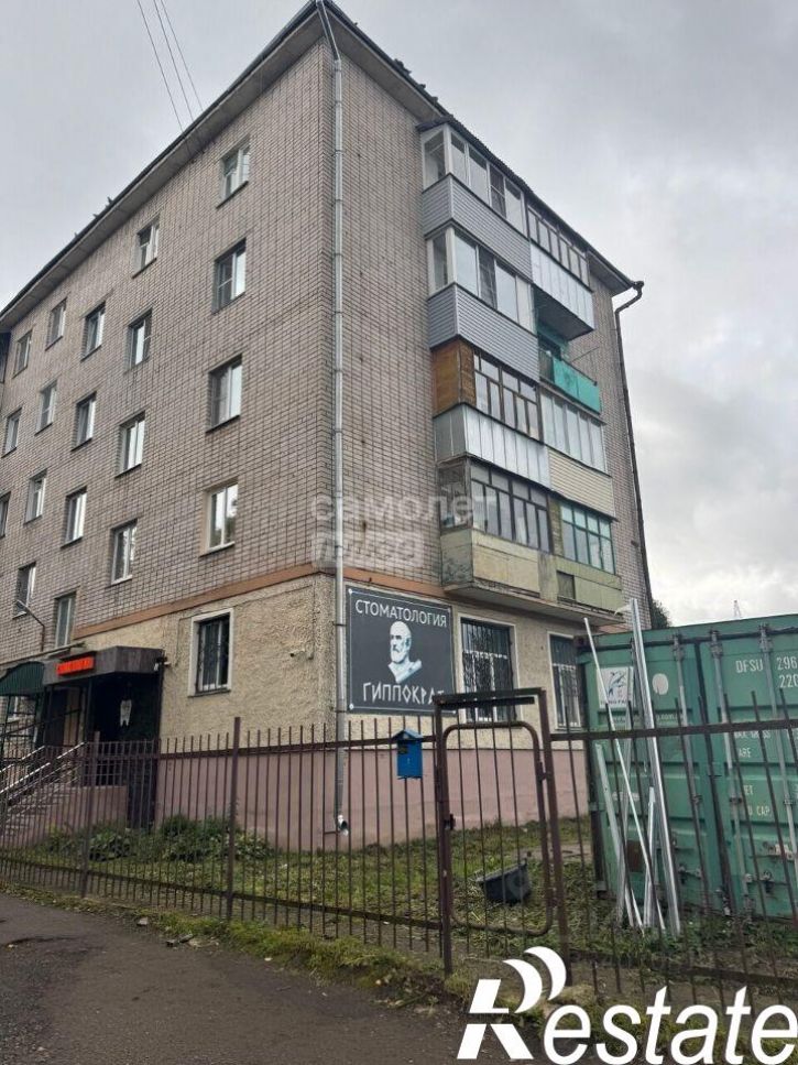 3-комн квартира улица Петина, 18,  д. 18