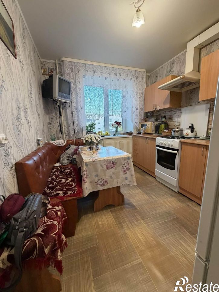 3-комн квартира улица Мохова, 23а