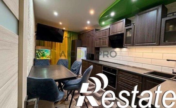 3-комн квартира улица Гагарина, 80Б,  д. 80Б