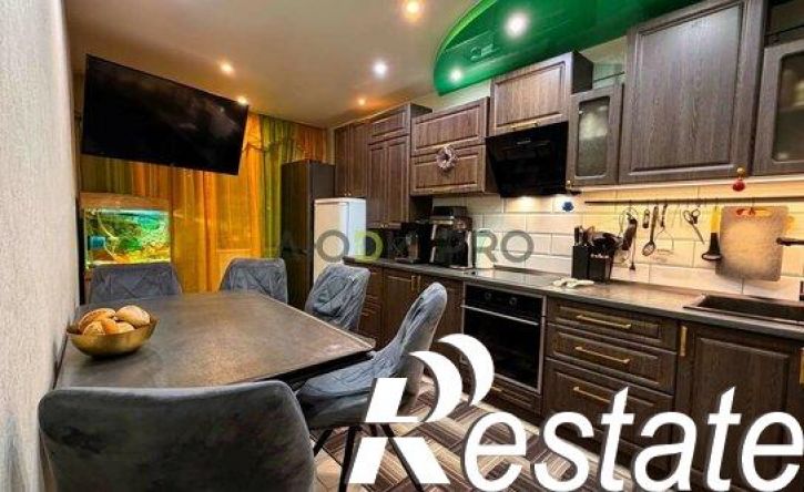 3-комн квартира улица Гагарина, 80Б,  д. 80Б